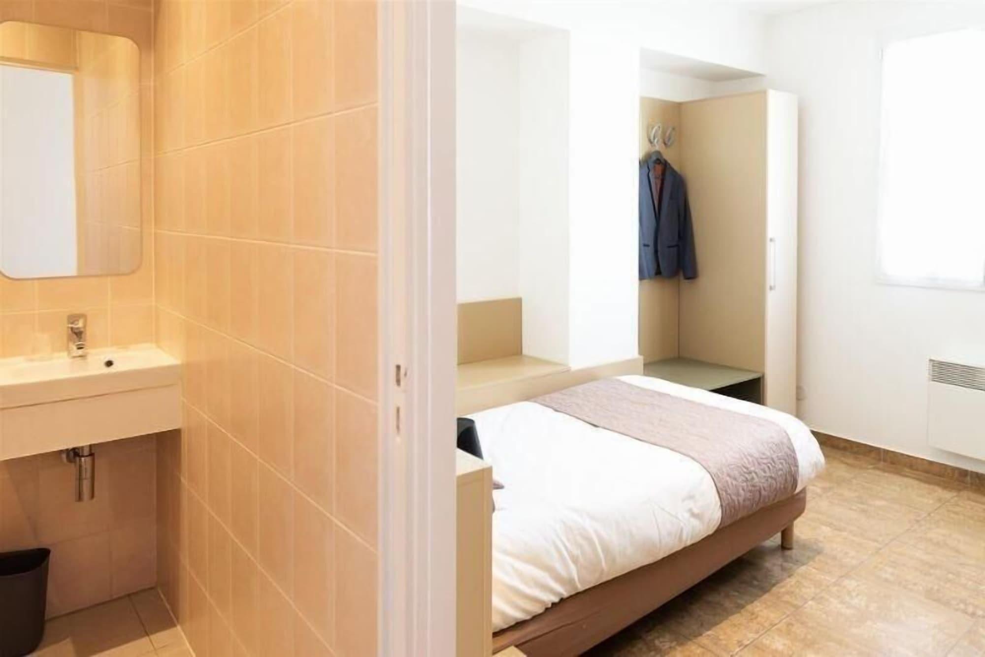 Hotel Le Saint Germain Aulnay-sous-Bois Εξωτερικό φωτογραφία