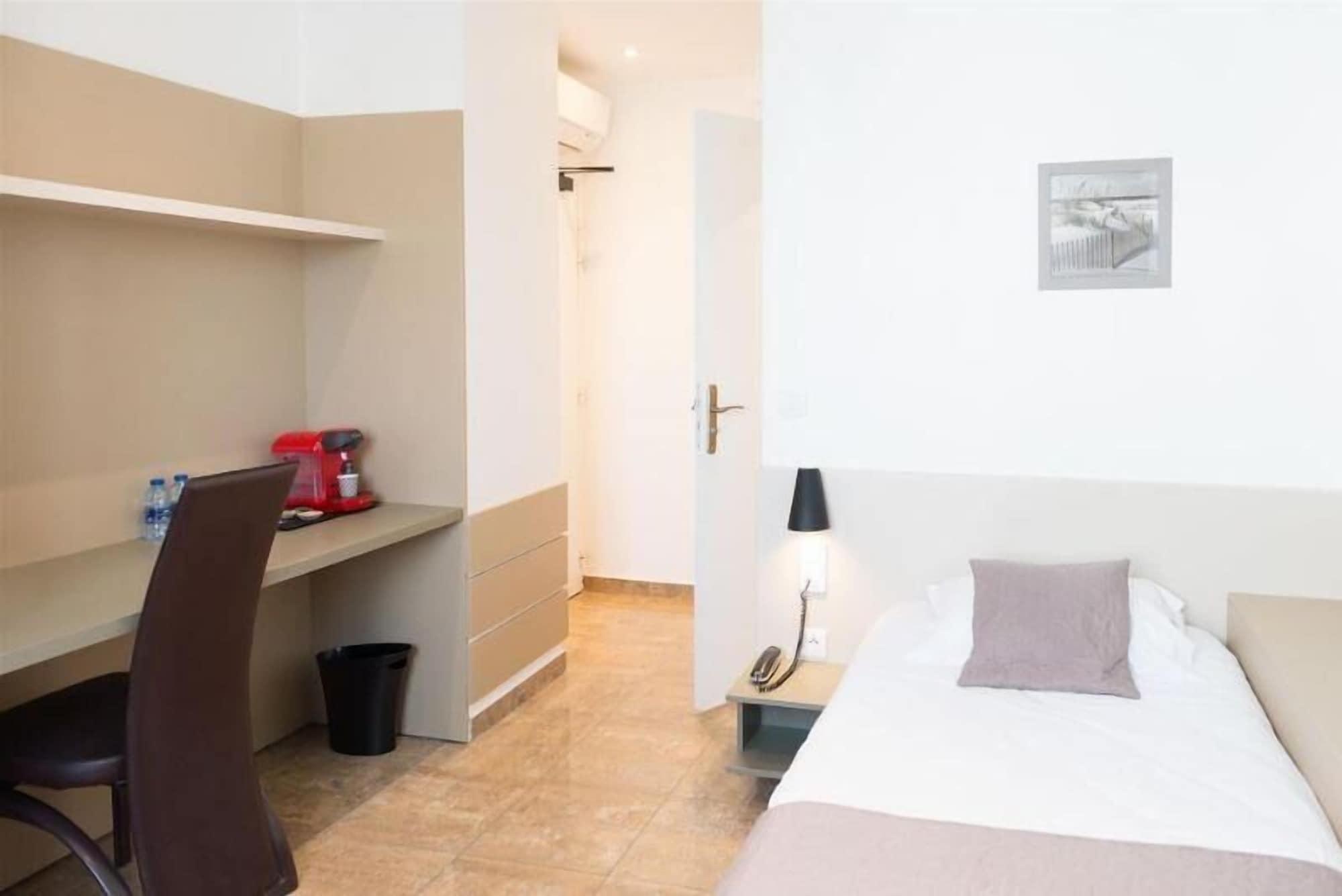 Hotel Le Saint Germain Aulnay-sous-Bois Εξωτερικό φωτογραφία