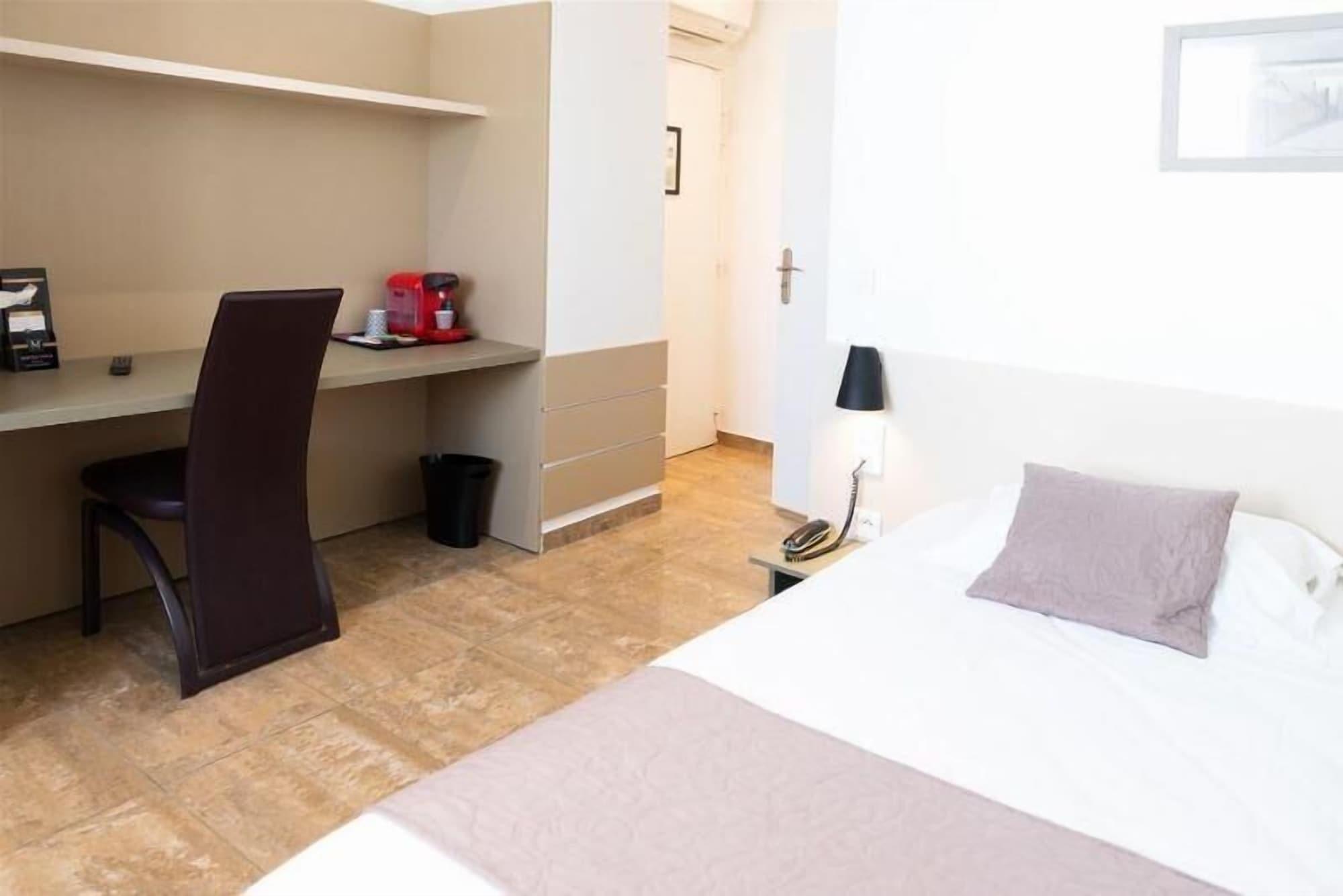Hotel Le Saint Germain Aulnay-sous-Bois Εξωτερικό φωτογραφία