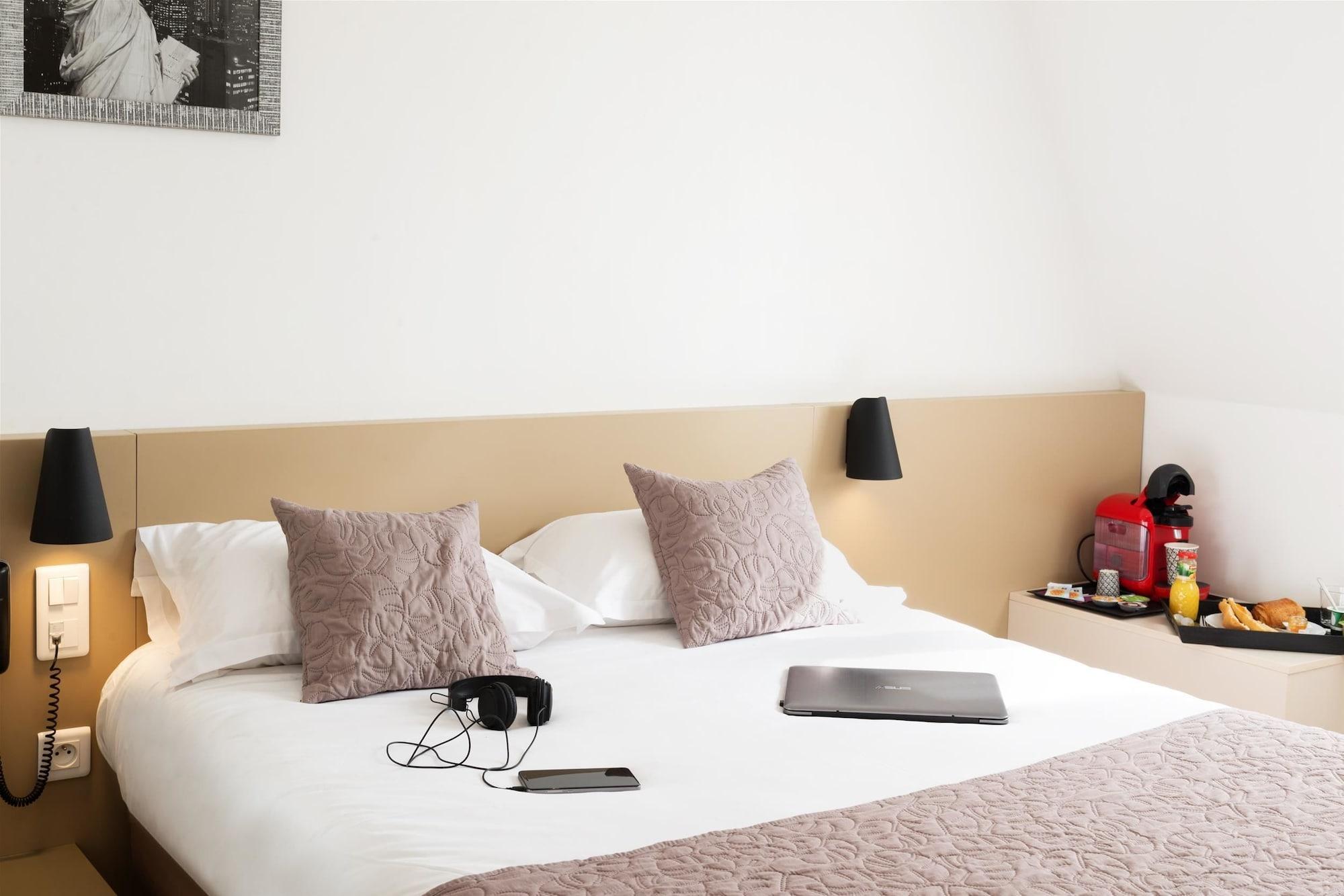 Hotel Le Saint Germain Aulnay-sous-Bois Εξωτερικό φωτογραφία