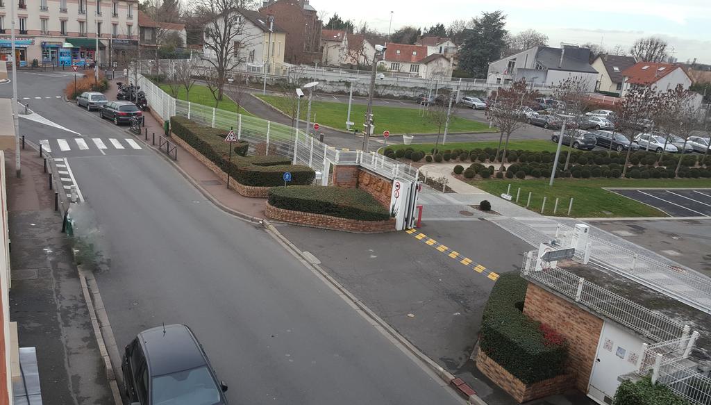 Hotel Le Saint Germain Aulnay-sous-Bois Εξωτερικό φωτογραφία