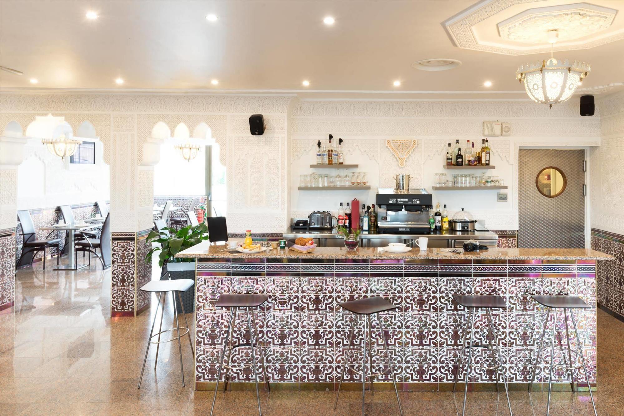 Hotel Le Saint Germain Aulnay-sous-Bois Εξωτερικό φωτογραφία