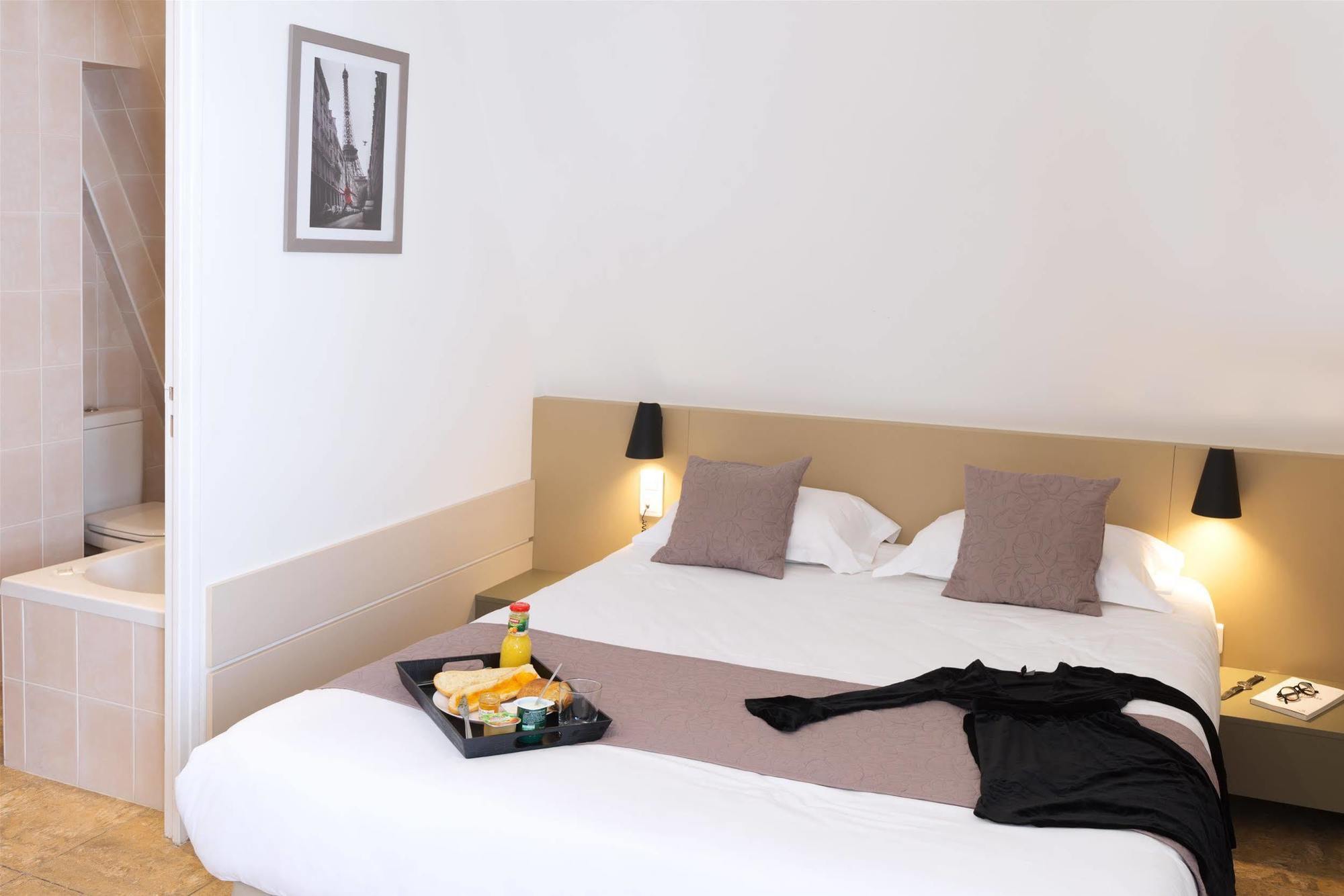 Hotel Le Saint Germain Aulnay-sous-Bois Εξωτερικό φωτογραφία